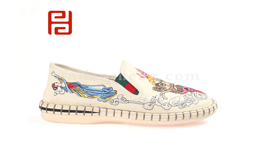 福連升男刺繡民族風復古北京布鞋一腳蹬臉譜布鞋圖片