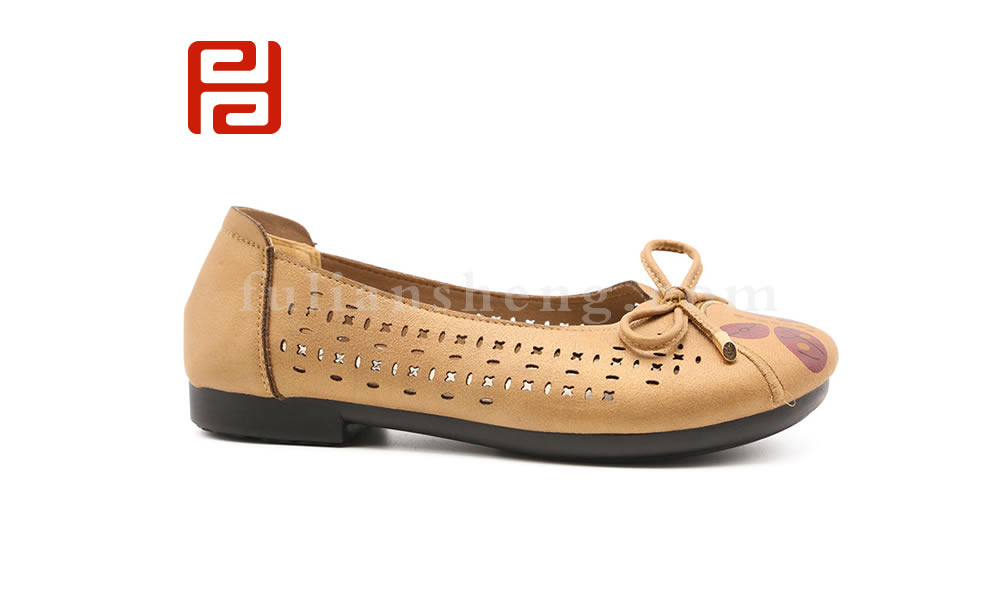 福連升夏季休閑舒適女鞋 鏤空平跟軟底媽媽鞋圖片