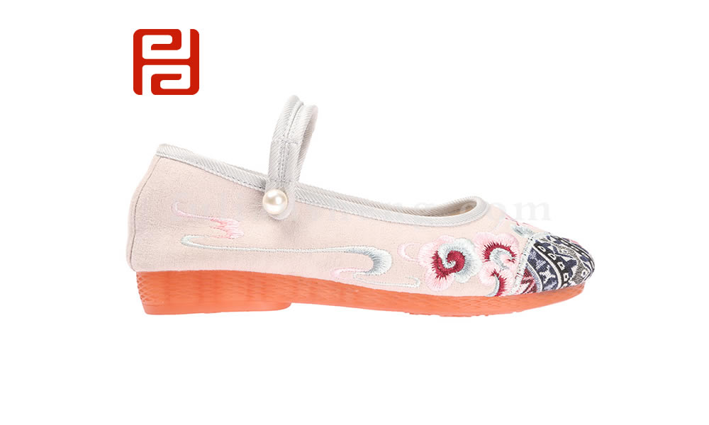 福連升女刺繡盤扣民族中國風繡花鞋老北京布鞋圖片