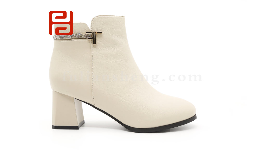 福連升休閑鞋短靴女20冬季新款粗跟短筒圓頭高跟工作鞋圖片