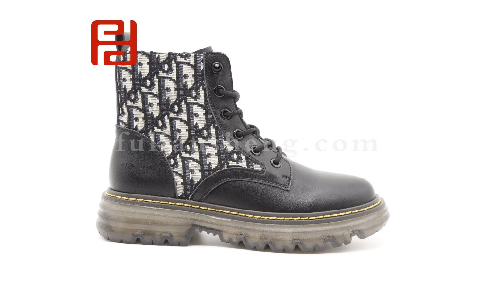 福連升2020冬季新款女純牛皮拼時(shí)尚印花網(wǎng)紅英倫風(fēng)短靴騎士靴圖片