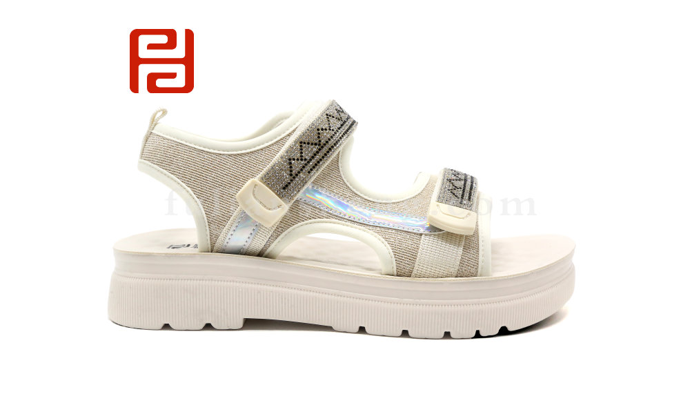 福連升夏季女款涼鞋水鉆配飾軟底舒適涼鞋