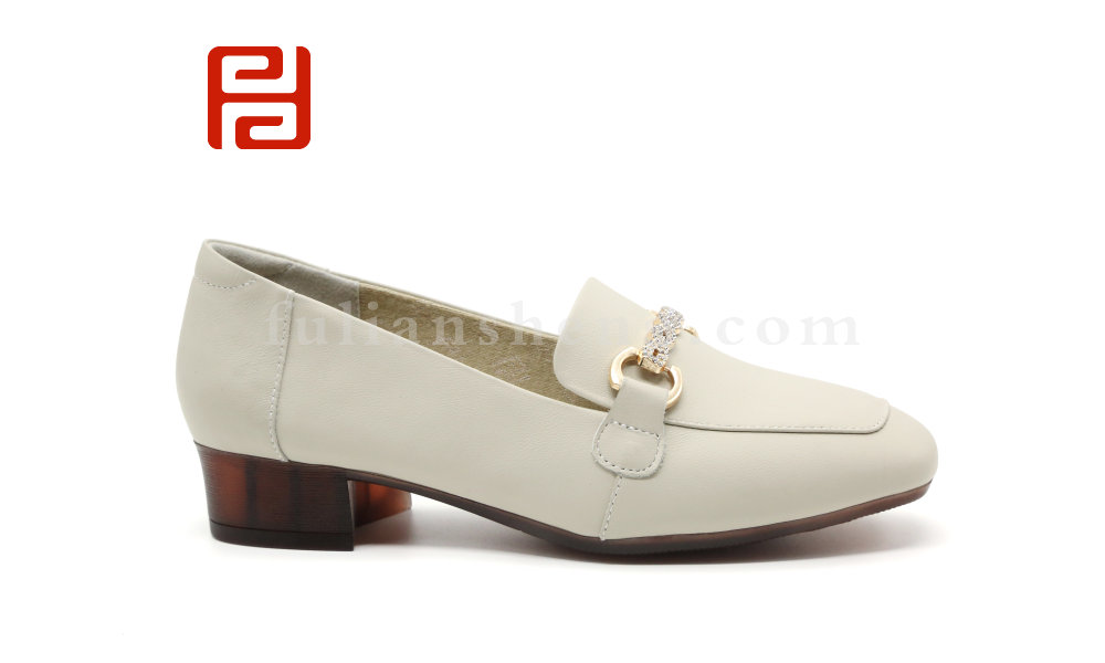 福連升時尚淺口休閑鞋女鞋扣飾粗跟樂福鞋單鞋圖片