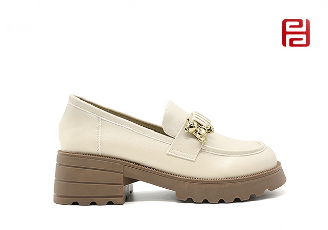 福連升時(shí)尚休閑女鞋 中跟厚底樂(lè)福鞋單鞋