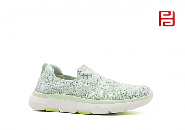 休閑運(yùn)動(dòng)女鞋單鞋高彈飛織面料