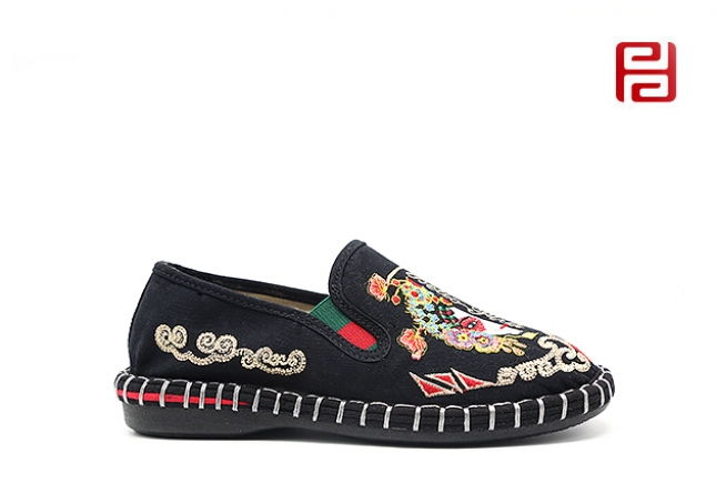 福連升老北京布鞋女鞋網(wǎng)紅刺繡中國風一腳蹬休閑鞋