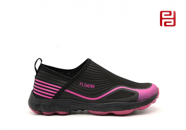 福連升防滑情侶鞋平底鞋套腳休閑運(yùn)動(dòng)跑步旅行單鞋