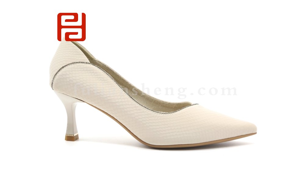 春季新款時尚淺口高跟女鞋商務細跟套腳通勤女單鞋                                   